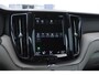 Volvo XC60 T6 340PK Automaat Recharge AWD Inscription / Adaptieve cruise control / BLIS / Panoramadak / Stoel - en stuurverwarming / Keyless entry / Elektrische stoelen / Parkeersensoren met 360 camera