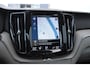 Volvo XC60 T6 340PK Automaat Recharge AWD Inscription / Adaptieve cruise control / BLIS / Panoramadak / Stoel - en stuurverwarming / Keyless entry / Elektrische stoelen / Parkeersensoren met 360 camera