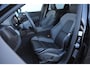 Volvo XC60 T6 350PK Automaat AWD Plus Black Edition / Adaptieve cruise control / BLIS / Panoramadak / Stoel - en stuurverwarming / Keyless entry / Elektrische stoelen / Parkeersensoren met 360 camera