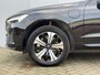 Volvo XC60 2.0 T6 Plug-in hybrid AWD Plus Dark | Verwarmde Voorstoelen, Stuurwiel en Achterbank | Panoramisch Schuif-/Kanteldak | Semi- Elektrische Trekhaak | 360-Camera | Adaptieve Cruise Control | Draadloze Telefoonlader