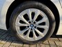 BMW 3-Serie 318I Touring  Autom. Business Edit. + Camera + Led + Navi + D-glas