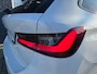 BMW 3-Serie 318I Touring  Autom. Business Edit. + Camera + Led + Navi + D-glas