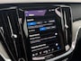 Volvo V60 2.0 T8 Plug-in hybrid AWD Ultimate Dark | 455pk! | Panoramadak | HU-Display | Massage | Harman/Kardon | SoH 98% |