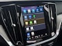 Volvo V60 2.0 T8 Plug-in hybrid AWD Ultimate Dark | 455pk! | Panoramadak | HU-Display | Massage | Harman/Kardon | SoH 98% |