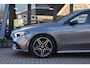 Mercedes-Benz A-klasse 180 AMG NIGHT | SFEERVERLICHTING | APPLE CARPLAY | CAMERA | ANDROID AUTO | NAP | DEALER ONDERHOUDEN