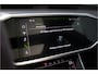 Audi RS6 Avant V8 600PK | BTW | Keramische | ACC | 360 Cam | Head up | B&O + | Stoelventilatie | Lane & Side Assist | Dynamic+ 305km/h| Laser | Achterasbesturing | Laser | Memory | Garagedeuropener | Apple & Android Carplay | Sportuitlaat | Ambiance | Carbon | N.P €266.985,- | Garagedeuropener | Alcantara Hemel |Lederpack | Dealer Onderhouden.