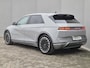 Hyundai Ioniq 5 Lounge 73kWh Automaat / Accu SOH 100% / Fabrieksgarantie tot 10-2026 / Dealer onderhouden / Panoramadak / WLTP 451 km / Afn. trekhaak 1.600 kg / Elektrische klep en stoelen / Stuur-, stoel- en achterbankverwarming /