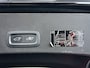 Volvo XC40 Recharge Twin Plus | Parkeercamera | Stoel- en Stuurverwarming | Trekhaak