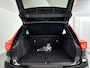 Volvo XC40 Recharge Twin Plus | Parkeercamera | Stoel- en Stuurverwarming | Trekhaak