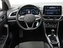 Volkswagen T-Roc 1.5 TSI Style Business Automaat - Navigatie - Camera - Clima