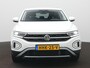 Volkswagen T-Roc 1.5 TSI Style Business Automaat - ACC - Camera - IQ light - Stoelverwarming