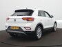 Volkswagen T-Roc 1.5 TSI Style Business Automaat - ACC - Camera - IQ light - Stoelverwarming