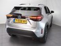 Toyota Yaris Cross 1.5 Hybrid Explore | Stoelverwarming | Adaptive Cruise Control | Parkeersensoren Voor En Achter | Achteruitrijcamera | Grootlichtassistentie | DAB | Bluetooth | Apple CarPlay/ Android Auto