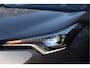 Toyota C-HR 1.8 Hybrid Premium Pack Bi-Tone | NL-Auto | Vol | Afn.trekhaak | Keyless | Leder | Stoelverwarming | Nav | DAB | Camera | Xenon/LED | NAP