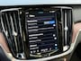 Volvo V60 Cross Country B5 AWD Ultimate | Panoramadak | Harman Kardon | Nappaleder met stoelventilatie |