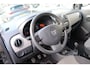 Dacia Lodgy 1.2 TCe Ambiance 5p. Veel ruimte, goed onderhouden met trekhaak.