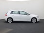 Volkswagen Golf 1.0 TSI 115pk Comfortline · Navigatie · Apple/Android Car Play · Parkeersensoren · DAB