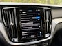 Volvo V60 2.0 B4 Core | Trekhaak | Camera | Adaptive Cruise control | Leder |
