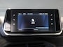 Peugeot e-2008 EV Active Pack 50 kWh | Achteruitrijcamera | Voorverwarmen | Navigatie | Cruise control | Climate Control | Apple Carplay/Android auto