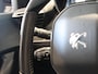 Peugeot e-2008 EV Active Pack 50 kWh | Achteruitrijcamera | Voorverwarmen | Navigatie | Cruise control | Climate Control | Apple Carplay/Android auto