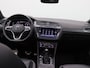 Volkswagen Tiguan 1.4 TSI eHybrid R-Line Business+ 245PK DSG Pano-Schuifdak, SOH 86%, Trekhaak, Leder, Memorystoel, 20" LM Velgen, Matrix-LED Verlichting, 360gr. Camera