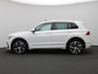 Volkswagen Tiguan 1.4 TSI eHybrid R-Line Business+ 245PK DSG Pano-Schuifdak, SOH 86%, Trekhaak, Leder, Memorystoel, 20" LM Velgen, Matrix-LED Verlichting, 360gr. Camera