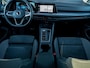 Volkswagen Golf 1.5 eTSI Style | IQ Light | ErgoActive | Massage | Stoelverwarming | Stuurwiel Verwarmd | Climate Control | Cruise Control Adaptief | Camera | Apple Carplay | Android Auto | Memory Seat | Metallic | LED Koplampen |