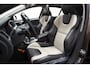Volvo V60 Cross Country 2.0 D4 Summum Aut. [ Navi Leder Schuifdak ]