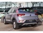 Volkswagen T-Roc 1.0 Life Business TSI 110pk | Adaptive Cruise | Climate | Stoelverwarming | Sensoren | Virtual | LED | Carplay