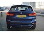 BMW X1 sDrive20i Executive Edition/Head-Up/Sportstoelen/ LED/Trekhaak.