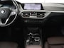BMW 1-Serie 120i Business Edition Plus | Leder | Sportstoelen | Carplay | Stoelverwarming | Live Cockpit | Parkeerhulp | Climate control | Bluetooth | Cruise control