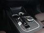 BMW 1-Serie 120i Business Edition Plus | Leder | Sportstoelen | Carplay | Stoelverwarming | Live Cockpit | Parkeerhulp | Climate control | Bluetooth | Cruise control