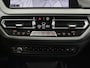 BMW 1-Serie 120i Business Edition Plus | Leder | Sportstoelen | Carplay | Stoelverwarming | Live Cockpit | Parkeerhulp | Climate control | Bluetooth | Cruise control
