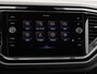 Volkswagen T-Roc 1.5 TSI Sport 150 pk DSG | Black Style | Afn. Trekhaak | Stoelverwarming | Cruise Control | Navigatie via App-connect