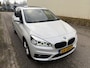 BMW 2-Serie Active Tourer 220i Essential / AUTOMAAT / PANORAMADAK / LEER / HEAD-UP / NAVI