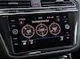 Volkswagen Tiguan 2.0 TSI 4Motion Highline | Leder | Electrische trekhaak | Stoelverwarming | Achteruitrijcamera | Apple Carplay/Android Auto |
