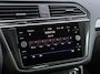 Volkswagen Tiguan 2.0 TSI 4Motion Highline | Leder | Electrische trekhaak | Stoelverwarming | Achteruitrijcamera | Apple Carplay/Android Auto |