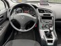 Peugeot 5008 1.6 HDiF ST 5p. | Navi | Autom. Airco | Cruise Control | PDC | Trekhaak | Privacy Glass | APK tot 31-03-2026!