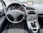 Peugeot 5008 1.6 HDiF ST 5p. | Navi | Autom. Airco | Cruise Control | PDC | Trekhaak | Privacy Glass | APK tot 31-03-2026!