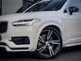Volvo XC90 2.0 T8 AUT8 R-DESIGN TWIN ENGINE AWD 7PERS PANODAK LEDER 22 INCH-LMV NAVI CAMERA DIGI-DASH APPLE-CARPLAY LED PDC