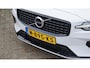 Volvo V60 2.0 T5 250pk R-Design Black Optik H&K Leder 20inch LM Navi LED Virtual Cockpit Stoel & Stuurwiel V.W. *Uitstraling*