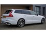 Volvo V60 2.0 T5 250pk R-Design Black Optik H&K Leder 20inch LM Navi LED Virtual Cockpit Stoel & Stuurwiel V.W. *Uitstraling*