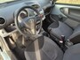 Toyota Aygo 1.0-12V + .