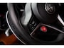 Alfa Romeo Giulia 2.0T B-Tech , Carbon-delen exterieur, Memory-seats, Stuur/stoel-verwarming,