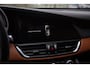 Alfa Romeo Giulia 2.0T B-Tech , Carbon-delen exterieur, Memory-seats, Stuur/stoel-verwarming,