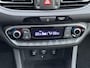 Hyundai i30 Wagon 1.0 T-GDi MHEV Comfort Smart 30th Edition / Fabrieksgarantie tot 08-2027 / Dealer onderhouden / Navigatie / Stuur- en stoelverwarming / Achteruitrijcamera / Apple Carplay Android / 17" LM wielen /