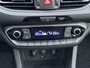 Hyundai i30 Wagon 1.0 T-GDi MHEV Comfort Smart 30th Edition / Fabrieksgarantie tot 08-2027 / Dealer onderhouden / Navigatie / Stuur- en stoelverwarming / Achteruitrijcamera / Apple Carplay Android / 17" LM wielen /