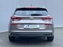 Hyundai i30 Wagon 1.0 T-GDi MHEV Comfort Smart 30th Edition / Fabrieksgarantie tot 08-2027 / Dealer onderhouden / Navigatie / Stuur- en stoelverwarming / Achteruitrijcamera / Apple Carplay Android / 17" LM wielen /