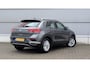 Volkswagen T-Roc 1.5 TSI 150pk DSG Style Business | Trekhaak | Parkeerassistent | Adaptive Cruise