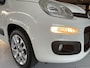 Fiat Panda 0.9 TwinAir Lounge - Airco - Parkeersensoren achter - Dakrails - Mistlampen voor - Stuur multifunctioneel - Radio/Cd - Stuur leder - Lederen versnellingspook